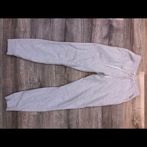 Lulu Lemon joggers (grey)